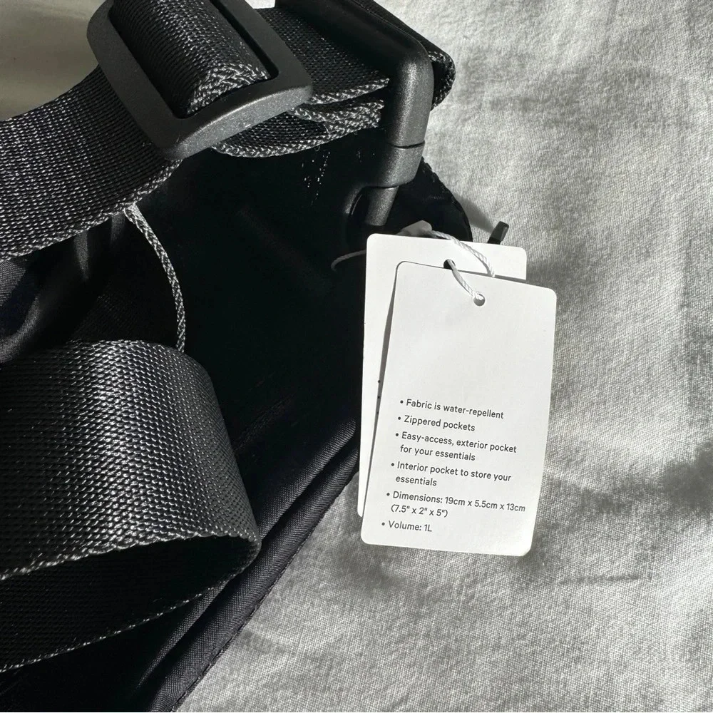 🆕🌈 Lululemon Everywhere Belt Bag Pride Black